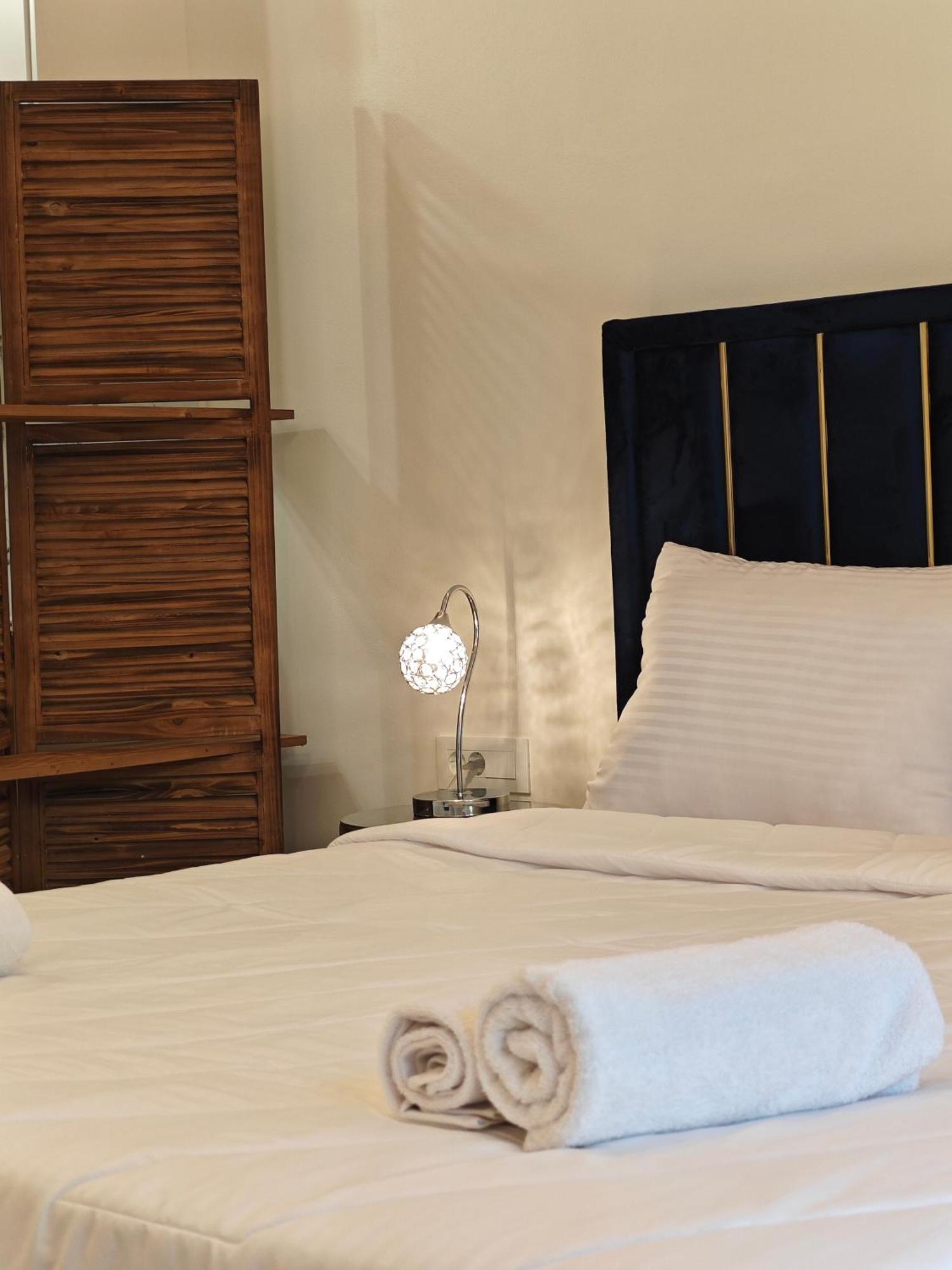 Natural Blue Suites Sidárion Extérieur photo