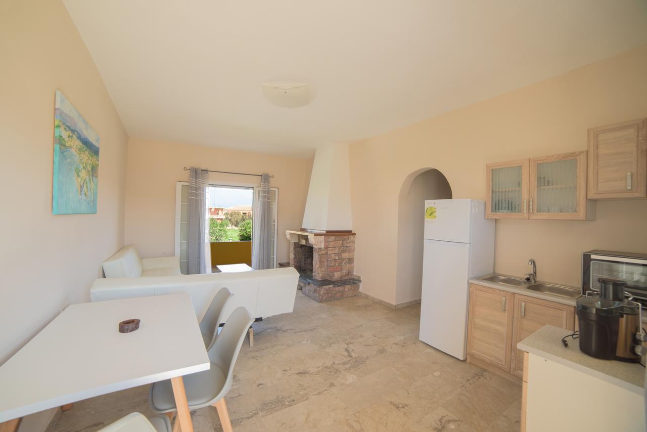 Natural Blue Suites Sidárion Extérieur photo