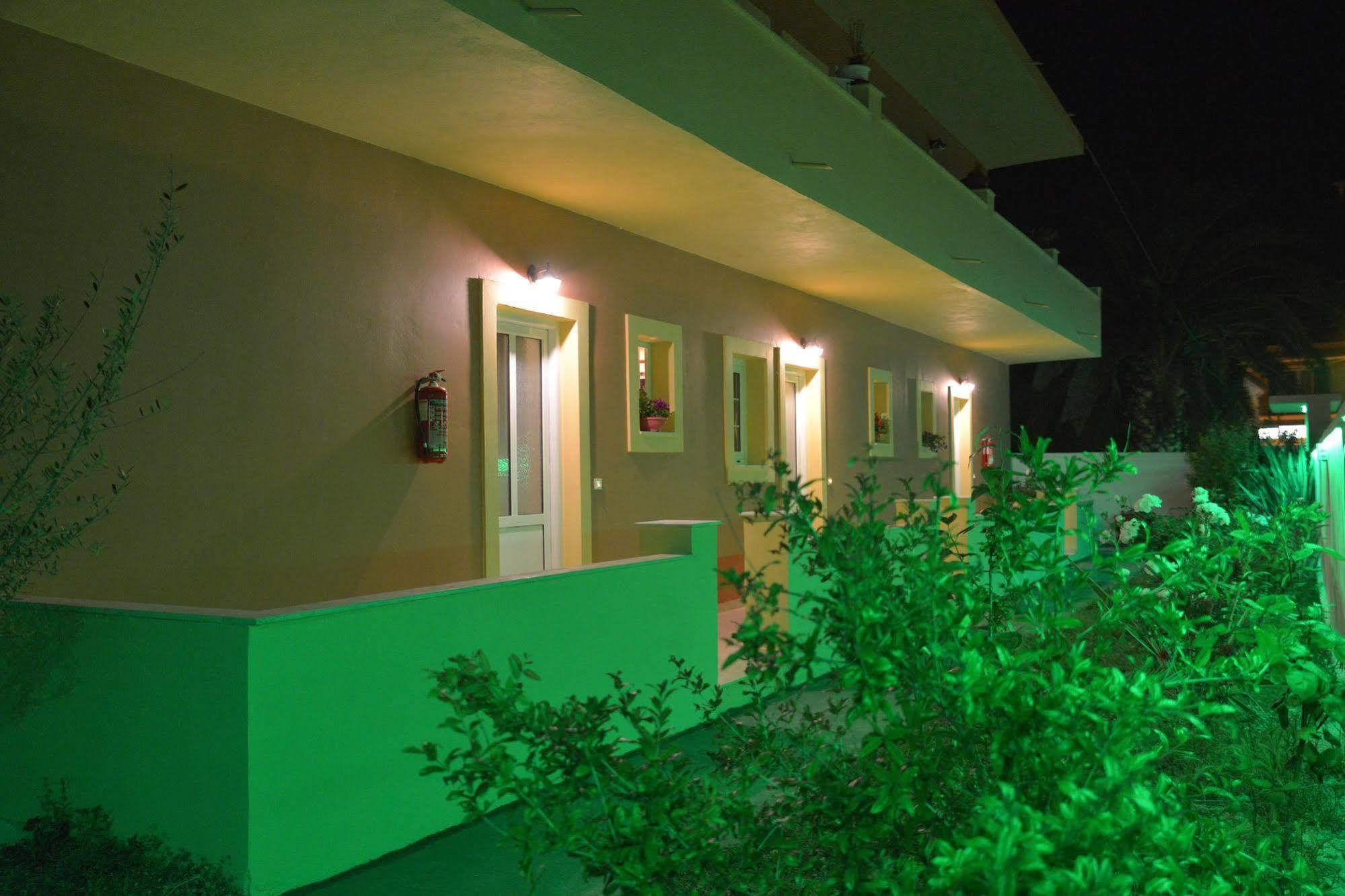 Natural Blue Suites Sidárion Extérieur photo