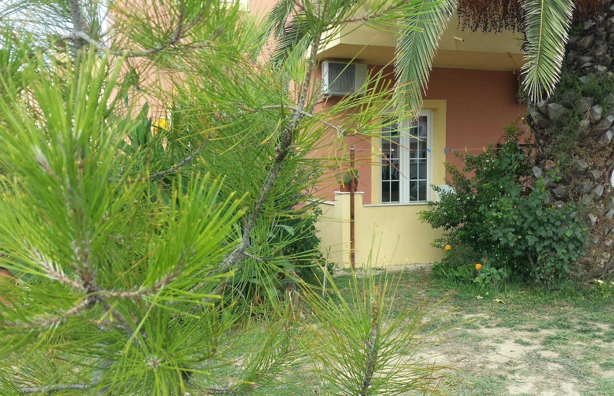 Natural Blue Suites Sidárion Extérieur photo